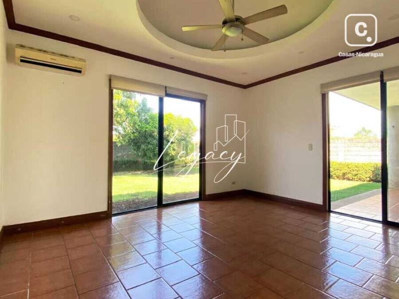 House for rent in Las Cumbres, Managua – 3 beds