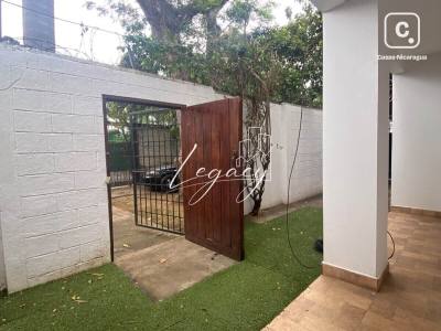 Oficina en alquiler en Santo Domingo, Managua