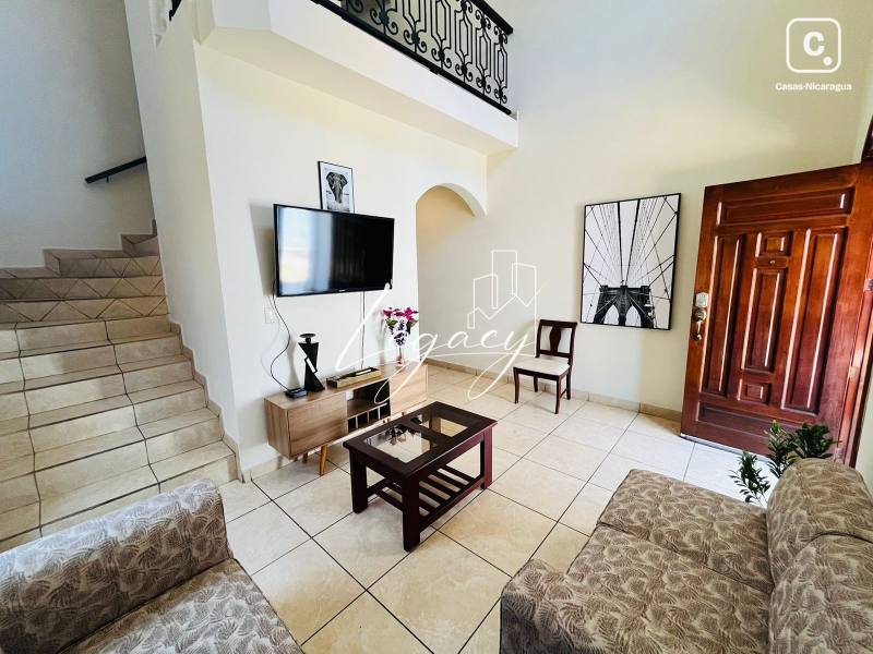 Apartamento en alquiler en Planes de Altamira, Managua