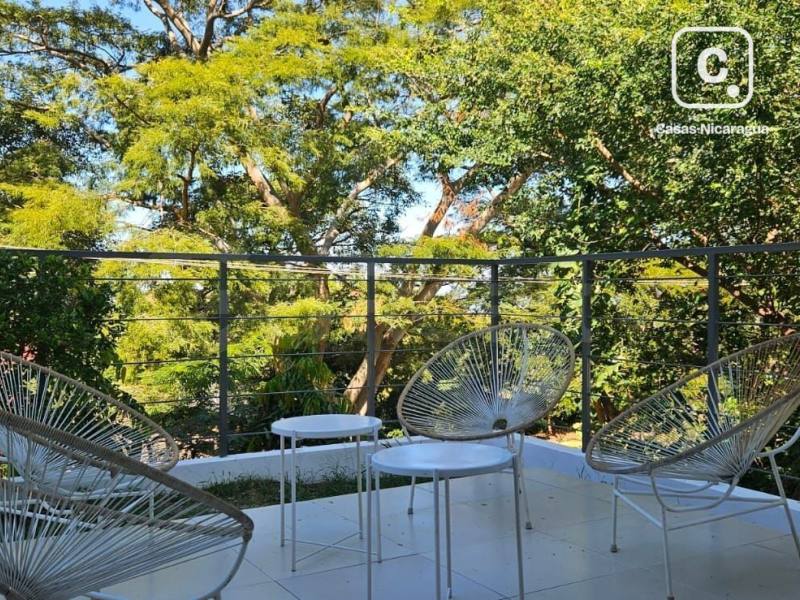 Casa en venta en Villa Fontana Sur, Managua – 3 hab, 182 m²