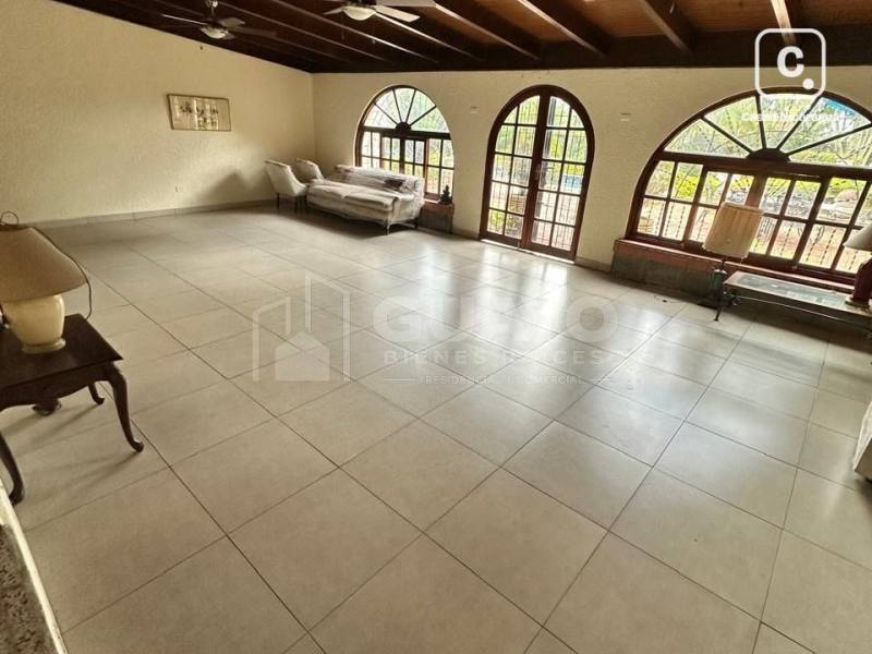 Casa en alquiler en Santo Domingo, Managua – 4 hab, 365 m²