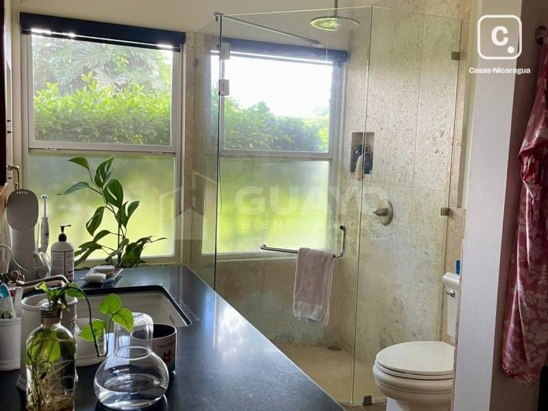 House for sale in Santo Domingo, Managua – 2 beds, 225 m²