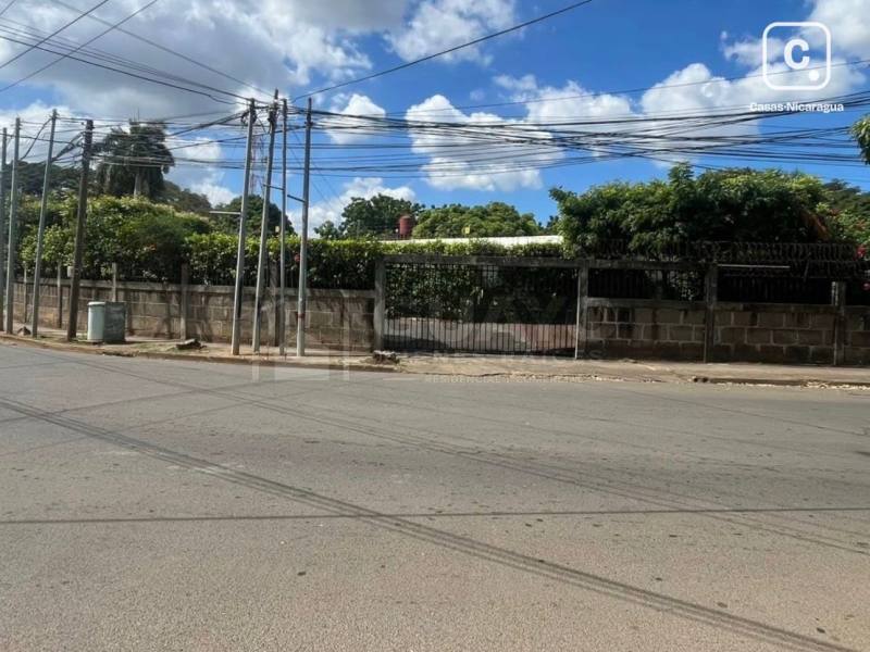 Casa en venta en Altamira, Managua – 5 hab, 400 m², US$ 395,000