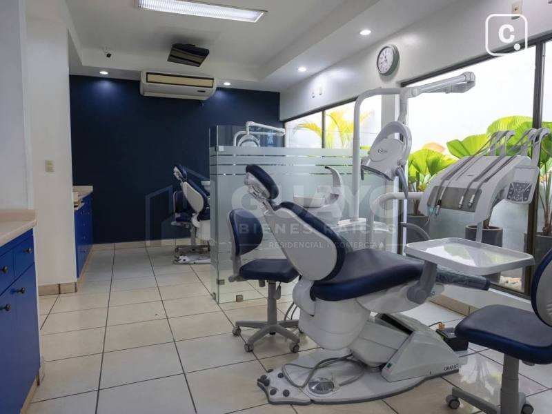 Oficina en alquiler en Bolonia, Managua – US$ 1,290/mes