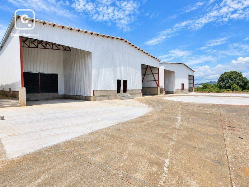 Bodega en alquiler en Carretera Nueva León, Managua – 3,000 m², US$ 12,900/mes