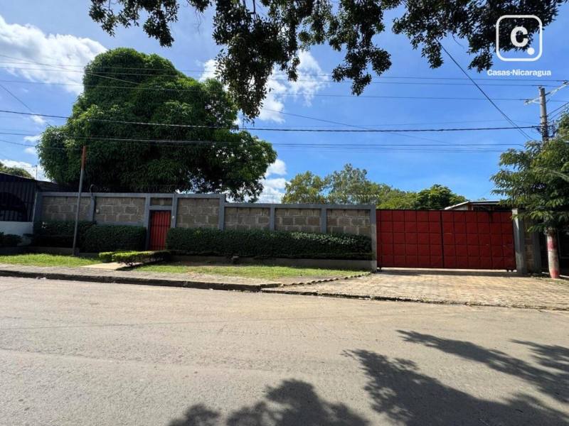 Local comercial en venta en Carretera Norte, Managua – 680 m²