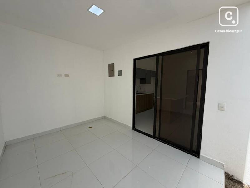 Apartment for rent in Las Cumbres, Managua – 2 beds, 90 m², US$ 750/month