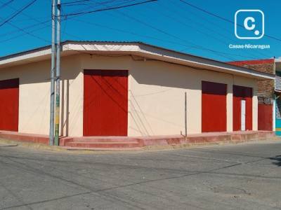 Local comercial en alquiler en León – 200 m²