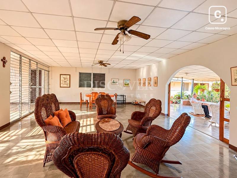 Office for sale in Altamira, Managua – 810 m²