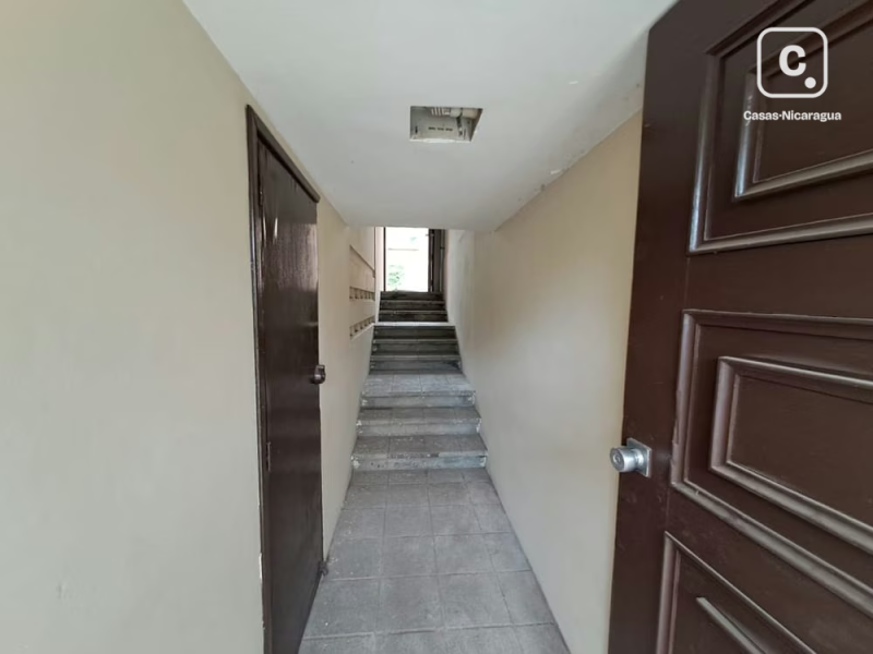 Venta de Propiedad en Bolonia ideal para oficinas o cualquier otro negocio