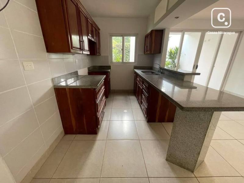 Casa en Venta Condominio Valparaíso en Santo Domingo