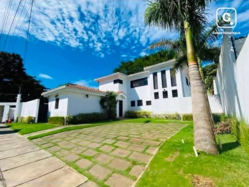 Apartamento en alquiler en Managua – 3 hab, 279 m²
