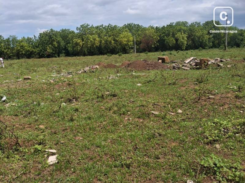Finca en venta en León – 206 varas²