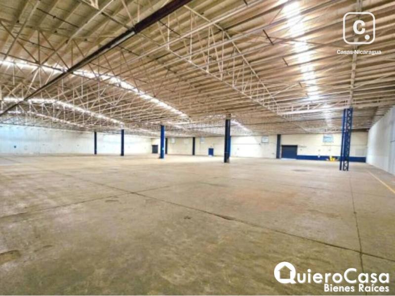 Bodega en alquiler en Carretera Norte, Managua – 2,835 m²