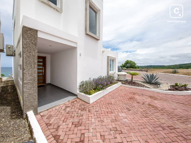 Casa en venta en San Juan del Sur, Rivas – 4 hab, 300 m², US$ 389,000