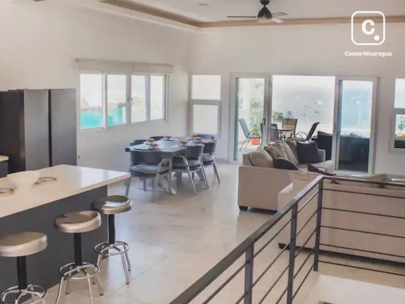Local comercial en venta en San Juan del Sur, Rivas – 190 m²