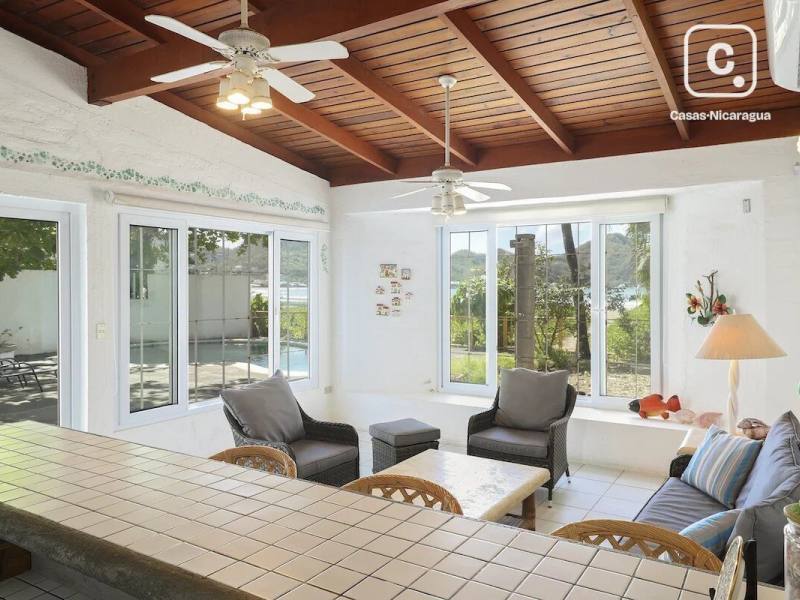 Casa de playa en venta en San Juan del Sur, Rivas – 4 hab, 384 m²