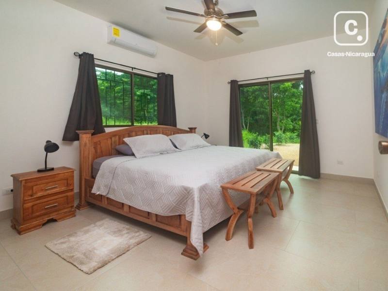 Casa en venta en San Juan del Sur, Rivas – 3 hab, 220 m²