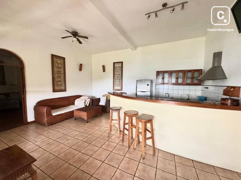 Casa en alquiler en San Juan del Sur, Rivas – 2 hab, US$ 850/mes