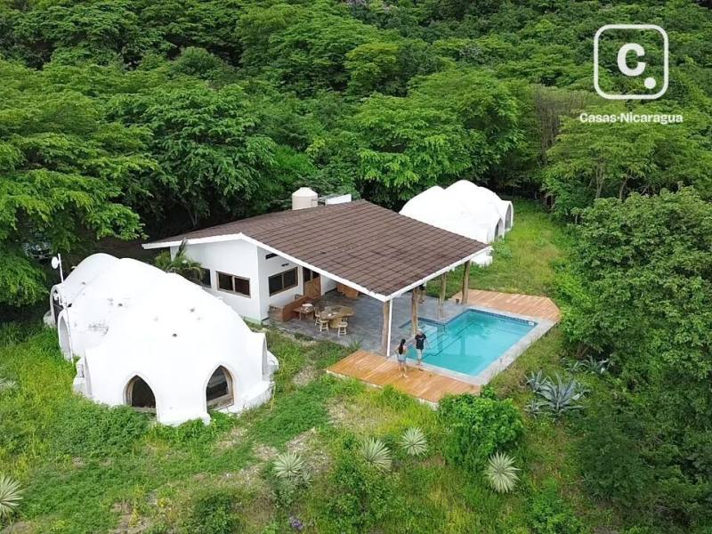 Casa en venta en San Juan del Sur, Rivas – 2 hab, 213 m²
