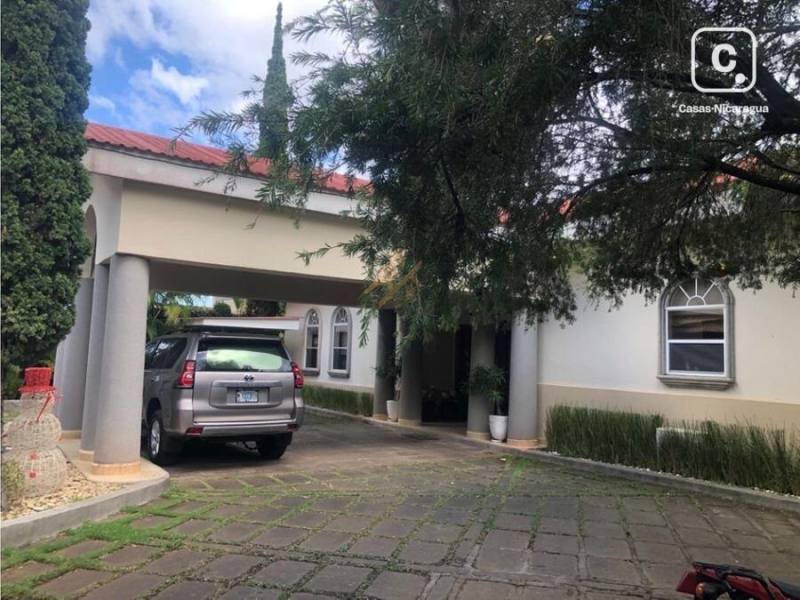 Casa en venta en Villa Fontana Sur, Managua – 3 hab, 600 m², US$ 1,100,000