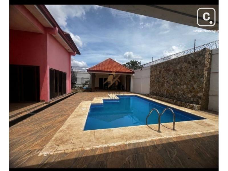 Casa en venta en Managua – 7 hab, 1,061 m²
