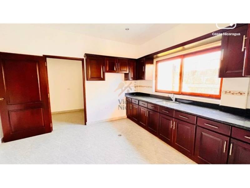 Casa en alquiler en Managua – 3 hab, 160 m²