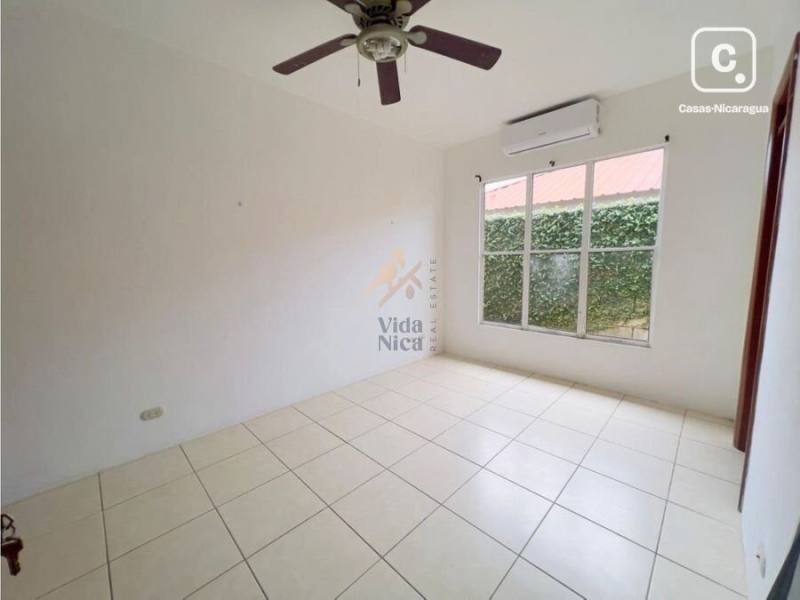 Casa en venta en Managua – 2 hab, 160 m², US$ 130,000