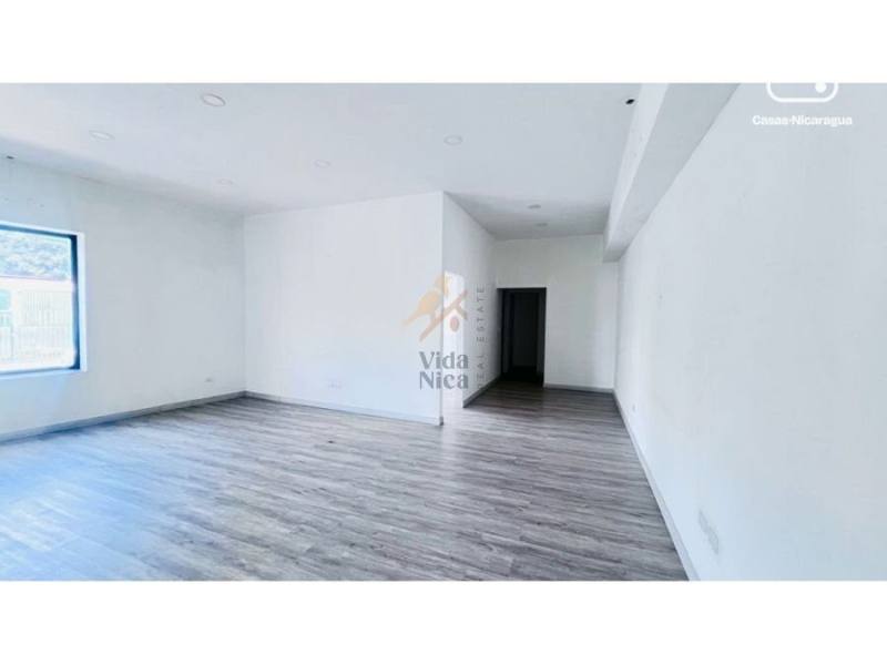 Local comercial en alquiler en Villa Fontana, Managua – 82 m², US$ 1,600/mes