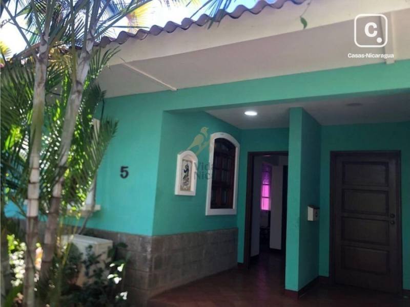 Casa en alquiler en Carretera Masaya, Managua – 3 hab, US$ 900/mes