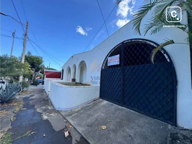 Casa en venta en Managua – 5 hab, 305 m²