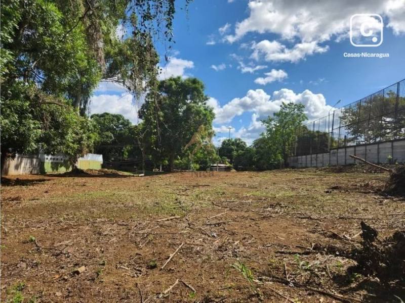 Terreno en venta en Managua – 2,499 m²
