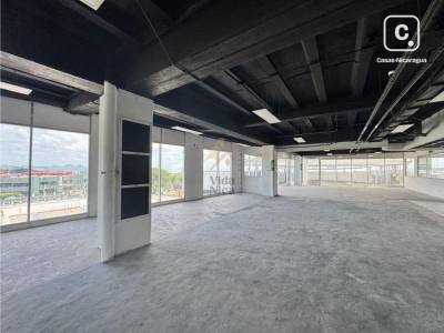 Edificio en alquiler en Managua – 599 m²
