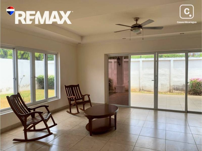Casa en alquiler en Carretera Masaya, Managua – 3 hab, 206 m²