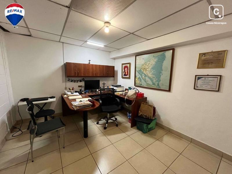 Local comercial en venta en Colonia El Periodista, Managua – 200 m²