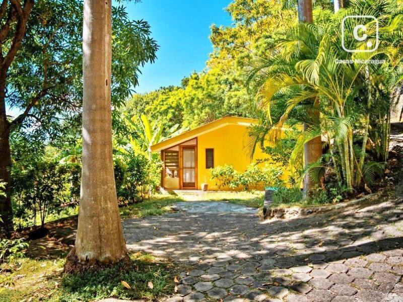 Casa en venta en Laguna de Apoyo, Granada – 2 hab, 600 m²