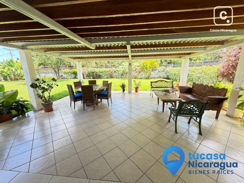 Apartamento en venta o alquiler en Las Colinas, Managua – 4 hab