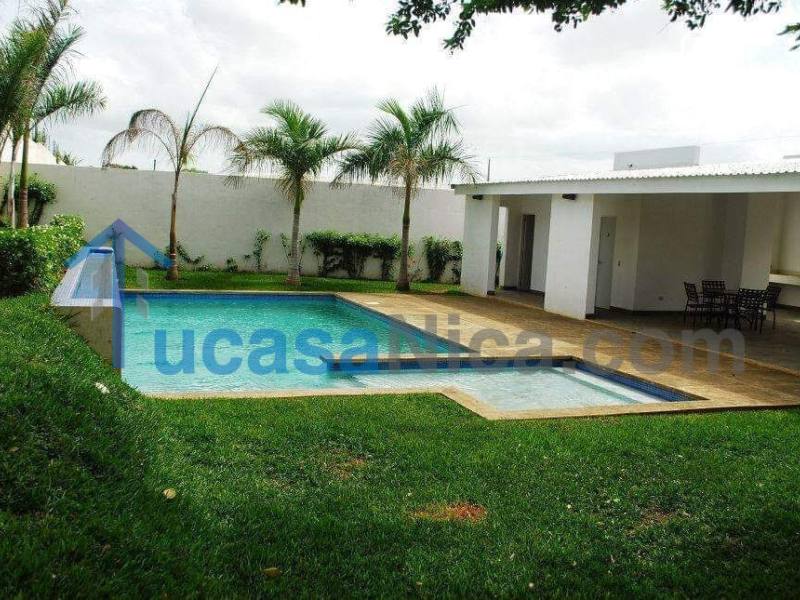 Apartamento en venta o alquiler en Las Colinas, Managua – 4 hab, 215 m²