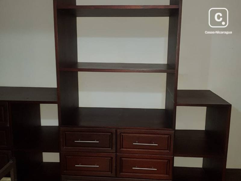 Casa en alquiler en Carretera Sur, Managua – 4 hab, US$ 700/mes