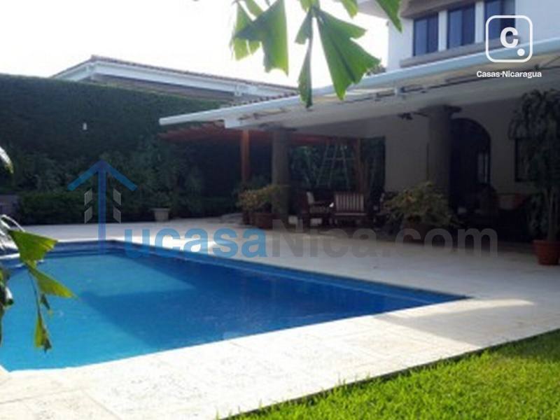 Apartamento en venta o alquiler en Santo Domingo, Managua – 5 hab, 380 m²