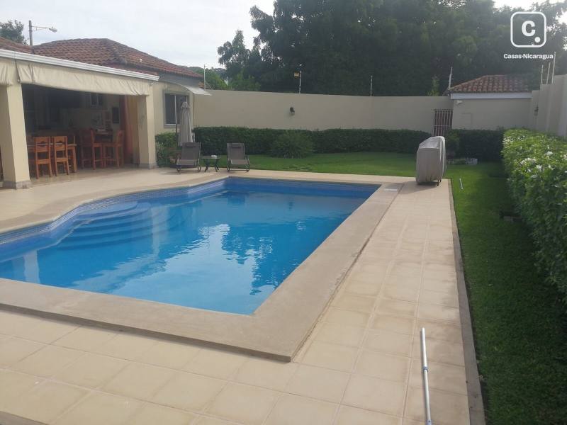 Apartamento en venta o alquiler en Las Cumbres, Managua – 4 hab, 300 m²