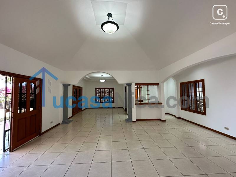Apartamento en venta en Las Cumbres, Managua – 4 hab, 300 m²