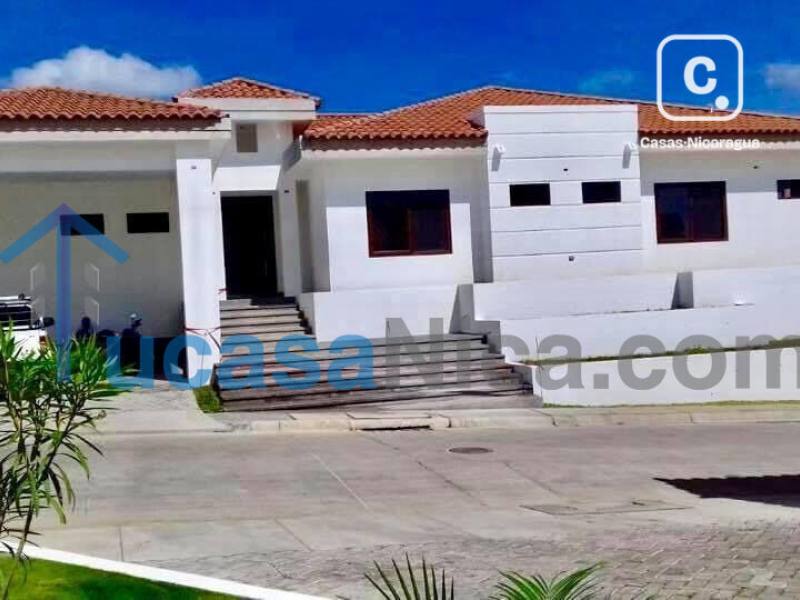 Apartamento en venta o alquiler en Santo Domingo, Managua – 4 hab, 220 m²