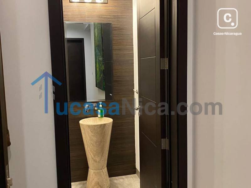 Apartamento en venta o alquiler en Santo Domingo, Managua – 4 hab, 220 m²