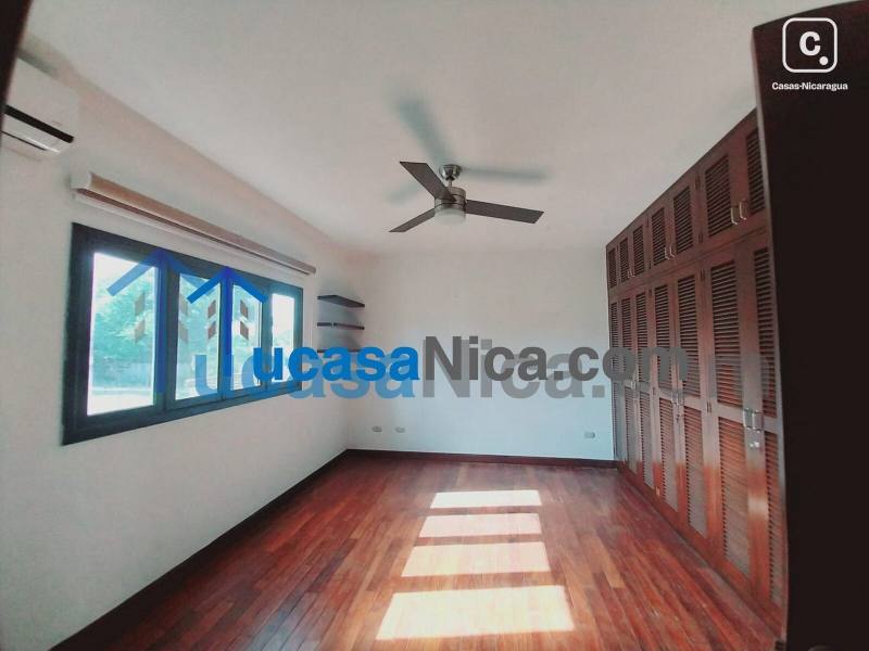 Apartamento en venta o alquiler en Las Colinas, Managua – 5 hab