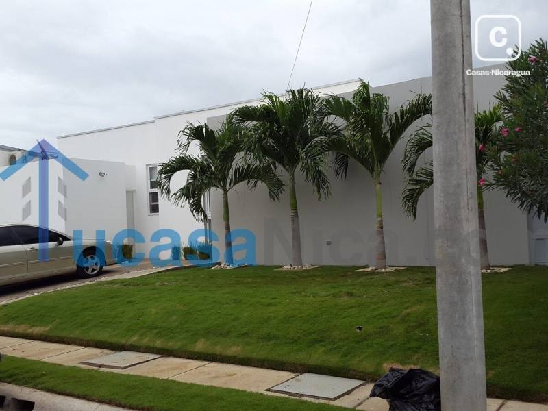 Apartamento en venta o alquiler en Las Colinas, Managua – 5 hab, 250 m²