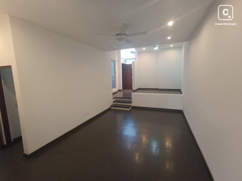 Apartamento en venta o alquiler en Santo Domingo, Managua – 4 hab, 200 m², US$ 220,000