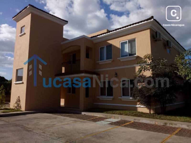 Apartamento en alquiler en Las Colinas, Managua – 2 hab, US$ 900/mes