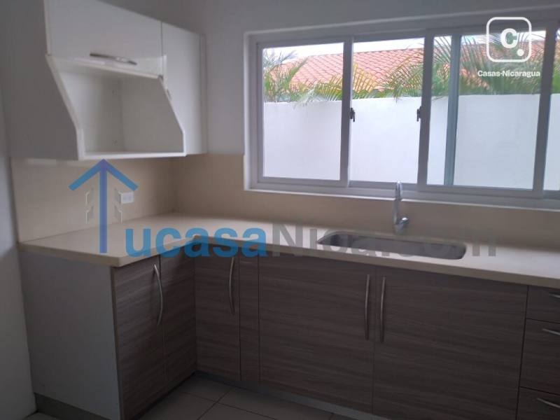 Apartamento en alquiler en Santo Domingo, Managua – 4 hab, Ref TUCASTDR0002