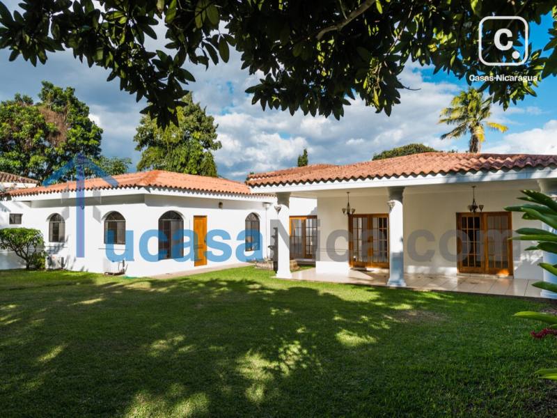 Apartamento en venta o alquiler en Santo Domingo, Managua – 350 m²